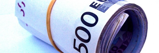 10 euro, 100, 100 euro, 20 euro, 5 euro, 500 euro, abgeltung (schweiz., abschlag, abschläge, abstimmung, abzocke, agentur, aktien, aktiva, alg, alge, alkohol, alkoholiker, alkoholismus, alkoholsucht, altersarmut, altersvorsorge, angst, anlegen, ansammeln, ansparen, antrag, apathie, arbeit, arbeitsamt, arbeitsentgelt, arbeitslos, arbeitslose, arbeitslosengeld, arbeitslosigkeit, arbeitsmarkt, arbeitsmarktpolitik, arbeitsmarktreform, arbeitsmarktreformen, arm, ärmer, armut, atomstrom, audi, aufbewahrung, aufgefächert, aufgeklappt, aufgeld, aufstockung, aufwandsentschädigung, ausgaben, ausgabenkürzung, ausgeben, ausgebrannt, ausgebranntsein, ausgeglichen, ausleihen, auto, bank, banken, bänker, bankgeschäfte, bankkonto, banknote, banknoten, bankraub, bankrott, bares, bargeld, baubranche, baugeld, bedürftig, behälter, beiträge, benzin, benzinpreis, berechnung, besitz, besoldung, bestechen, bestechung, bestechungsgeld, betrag, beträge, betriebskosten, betrunken, bezahle, bezahlen, bezahlung, bilanz, bilanzieren, billig, billiger, billiglohn, blüten, bmw, boni, börse, börsianer, brieftasche, bruttoinlandsprodukt, büchergeld, budget, budgetkürzung, bundestag, bürgergeld, burn out syndrom, burnout, burnout syndrom, burnout-syndrom, büro, bußgeld, business, casino, cent, darlehen, dax, demokratie, depression, depressionen, deutschland, devisen, diagnose, diebstahl, diesel, dieselpreis, disziplin, dollar, druck, einkaufskorb, einkommen, einnahmen, einnehmen, einsparen, einsparpotential, einsparungen, eintrittsgeld, elektroauto, elterngeld, emotion, energie, enger-schnallen, entgelt, entlassungsgeld, entlohnung, erschöpfung, ersparnis, erziehungsgeld, euro, eurobanknote, eurocent, eurogeld, eurokrise, euroländer, europa, europäische zentralbank, euroraum, eurozone, extrem, fächer, falschgeld, farbe, festgeld, finanz, finanzen, finanzierung, finanzkrise, finanzwelt, finanzwirtschaft, flach, fördergeld, frau, frauenhand, frauenhände, fremdkapital, friseure, frustration, fünfzig, gage, gebühren, geburtstag, geburtstagskarte, gefächert, gehalt, gehaltserhöhung, gekürzt, geld, geldanlage, geldbetrag, geldbeutel, geldbörse, geldentwertung, geldgeschäfte, geldgier, geldgierig, geldmittel, geldnoten, geldschein, geldscheine, geldtasche, geldtransport, gemeinde, gemeinden, geschäft, geschäfte, geschäftsmann, gesetz, gewerkschaft, gewinn, gier, gierig, glückwunsch, glückwunschkarte, gratifikation, griechenland, griechenlandkrise, grundeinkommen, grundsicherung, gürtel-, gutschein, hand, hände, handgeld, hartz, hartz iv, haufen, haushalt, haushaltsdefizit, heizen, heizkosten, heizung, herrenbrieftasche, heu, hilflos, honorar, hotel, hundert, infaltion, inflation, inflationsrate, insolvenz, investieren, investition, investitionen, investment, iwf, kapital, kapitalmarkt, kaptial, karte, kasino, kasse, kassieren, kassierer, kaufen, kaufkraft, kies, kindergeld, kleingeld, knete, kohle, kommunen, konkurs, konsum, kopfgeld, kosten, kosten eindämmen, kostenkalkulation, kostenspirale, kostensteigerung, kraftstoff, krankengeld, krankenhäuser, kredit, kredite, kreditkarte, krise, krisengipfel, krisenländer, krisenlast, kröten, kurzen, kürzungen, landtag, langzeitarbeitslose, leder, lehrgeld, leiharbeit, leihen, leihhaus, lohn, lohntüte, lösegeld, macht, manager, markt, mäuse, medikament, medikamente, mehreinnahmen, mercedes, mietzuschuss, mindereinnahmen, mindesteinkommen, mindestlohn, mittellos, mittelstand, monatsende, moneten, money, muenze, muenzen, münze, münzen, münzgeld, münzhaufen, office, öl, ölpreis, ordnungsgeld, österr.), papier, papiergeld, papierschein, pensionsvorsorge, pfandhaus, pille, pillen, pleite, poker, pokern, politik, politiker, portemonnaie, praktikum, preisgeld, profit, profitieren, psychologie, psychosomatisch, pulver, raub, rauben, rechnung, reduzieren, reform, reformen, regierung, regierungen, reich, reichtum, rendite, rentieren, rettungsschirm, rigoros, rollen, rot, rotstift, rubel, rücklagen, salair, salär, schein, scheine, schieben, schlagwort, schlechtwettergeld, schmerzensgeld, schmiergeld, schnaps, schonvermögen, schuld, schuldbüro, schulden, schuldenfrei, schuldenkrise, schuldenspirale, schuldiger, schuldner, schulgeld, schutzgeld, schwarzgeld, schweigegeld, schwerstarbeit, selbstmord, sold, solvent, soziale grundsicherung, sozialfürsorge, sozialgeld, sozialhilfe, sparbuch, sparen, sparer, sparkasse, sparmaßnahmen, sparpaket, sparprogramm, sparsamkeit, sparschwein, sparstift, spd, spekulant, spekulation, spekulieren, spielgeld, spielsucht, spielsüchtig, sprit, spritpreis, spritpreise, staat, staaten, staatsausgaben, staatseinnahmen, staatsschulden, staatsschuldenkrise, stabil, stabilität, stabilitätsanker, stabilitätspakt, stark, startgeld, stehlen, steuer, steuergeld, steuermittel, steuern, strafgeld, streichen, streichungen, streik, stress, strom, strom tanken, stromkosten, strompreis, stütze, sucht, suicid, summe, tabletten, tablettensucht, tagesgeld, tank, tanke, tanken, tanksäule, tankstelle, taschengeld, termingeschäft, teuer, teurer, therapie, transport, treibstoff, trennungsgeld, trinkgeld, überbrückungsgeld, übergangsgeld, überschuldet, überweisung, umfragen, umsetzen, unter druck, unterschlagen, unterschlagung, urlaubsgeld, verdienen, vergütung, verkaufen, verleihen, verlust, vermögen, verpfänden, verschulden, verschuldet, verschuldung, versicherung, vertrag, verwahrung, verwarnungsgeld, verzweiflung, volksbegehren, vorderseite, vorsorge, wählen, währung, währungskrise, wechselgeld, weihnachtsgeld, weltwirtschaft, wirtschaft, wirtschaftskrise, wohngeld, wohnkosten, würfel, würfelspiel, zahlen, zahlschein, zahlung, zahlungsmittel, zahlungsunfähigkeit, zahlungsverkehr, zapfhahn, zapfsäule, zaster, zehn, zentralbank, zinsen, zurücklegen, zusammenbruch, zusammenfaltbar, zwangsgeld, zwanzig, €,