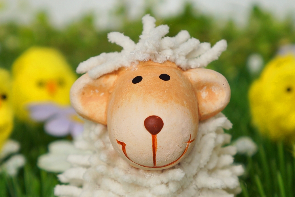 Osterlamm und Osterküken (Ostern) - lizenzfreie Bilder | kostenloser ...