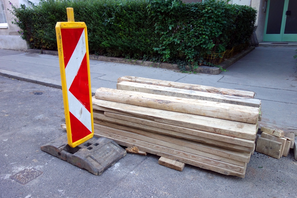 Holzbretter Baustelle