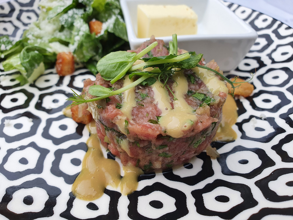 Beef Tartare ohne Brot Speisekarte