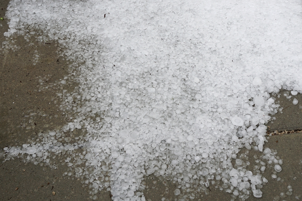 Hagel und Hagelkörner