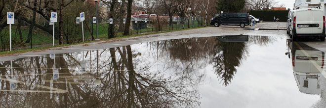 Hochwasser Parkplatz