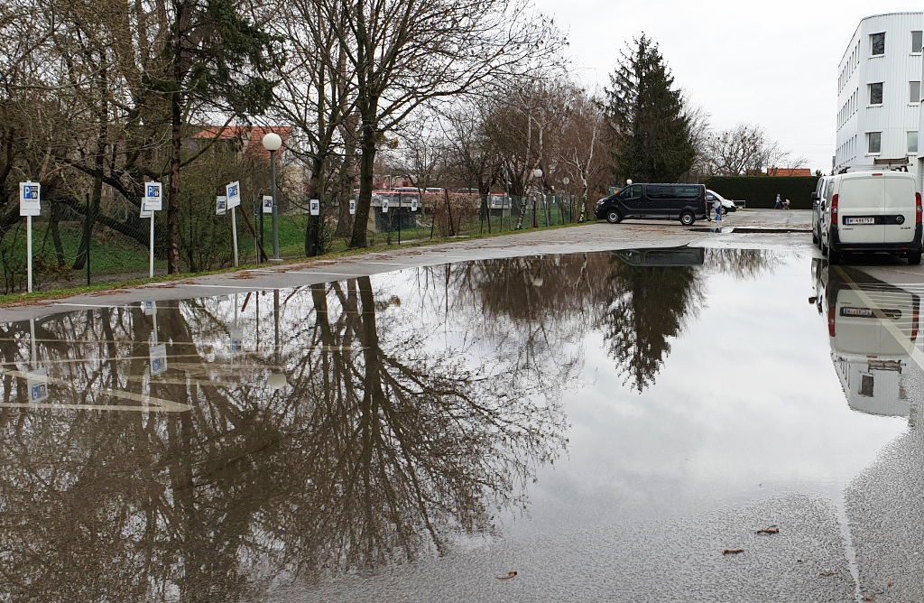 Hochwasser Parkplatz