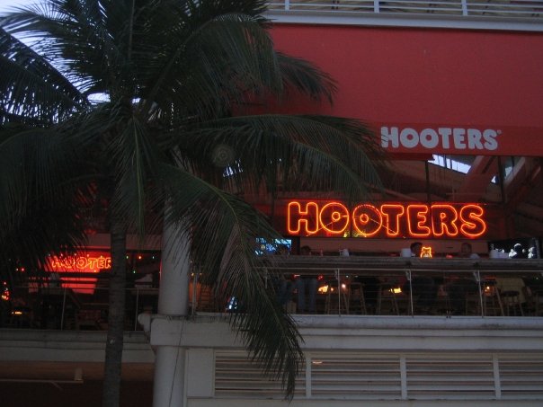 Hooters