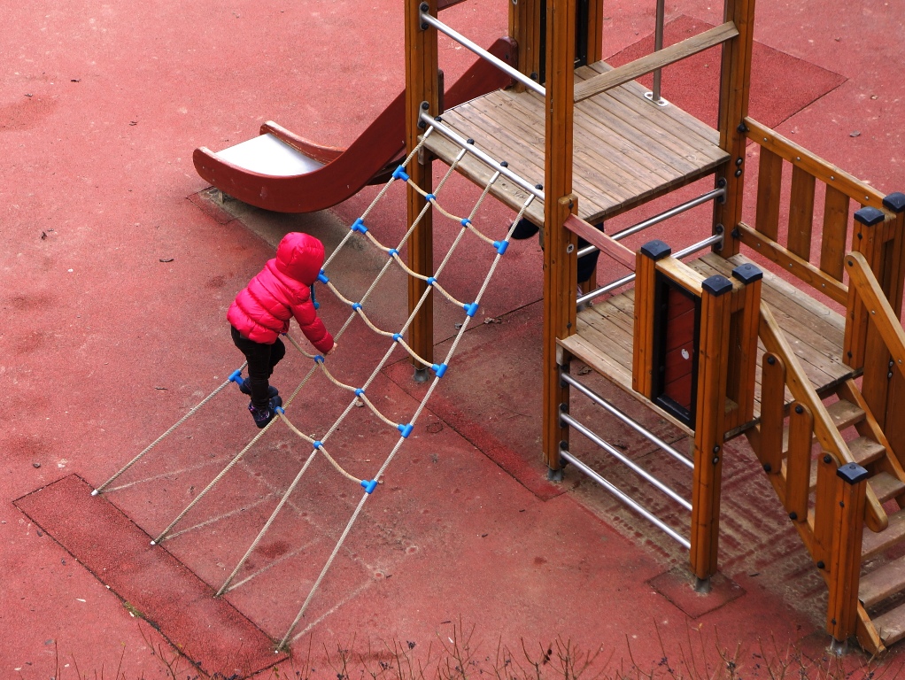 Kind am Spielplatz