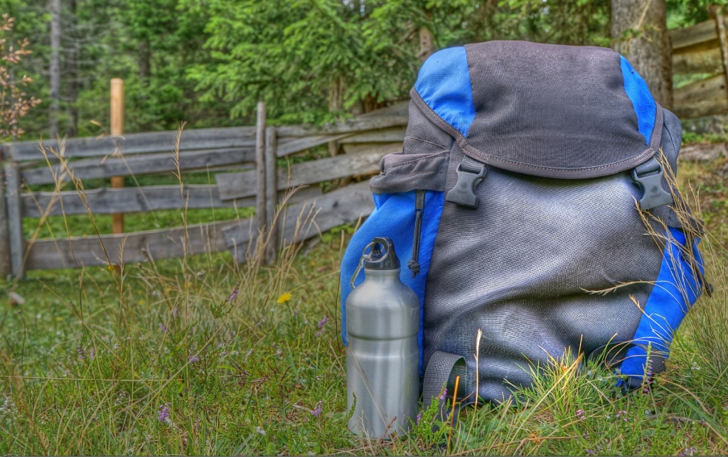 Rucksack Wandern Trinkflasche