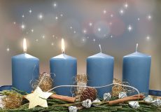 Schöner zweiter 2 Advent Adventkranz länglich Hintergrund