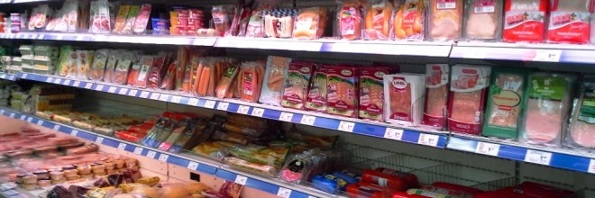 supermarkt-fleisch-wurst-tiefkuehl