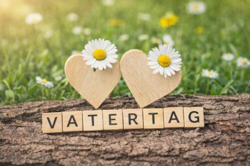 Vatertag Bilder - Holzherzen und Liebe Wünsche